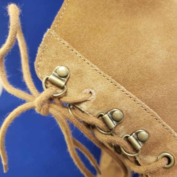 Madewell Women's The Julien Lace-Up Lugsole Boot in Suede Size 6.5 ($228) - Picture 5 of 6